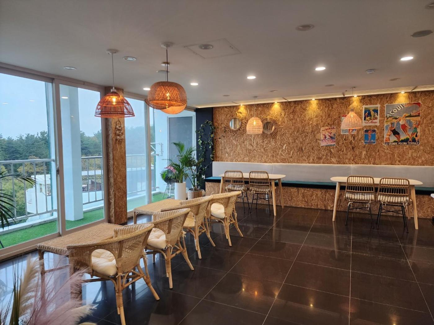 Zio Pinetree Hotel Jangjang Kültér fotó